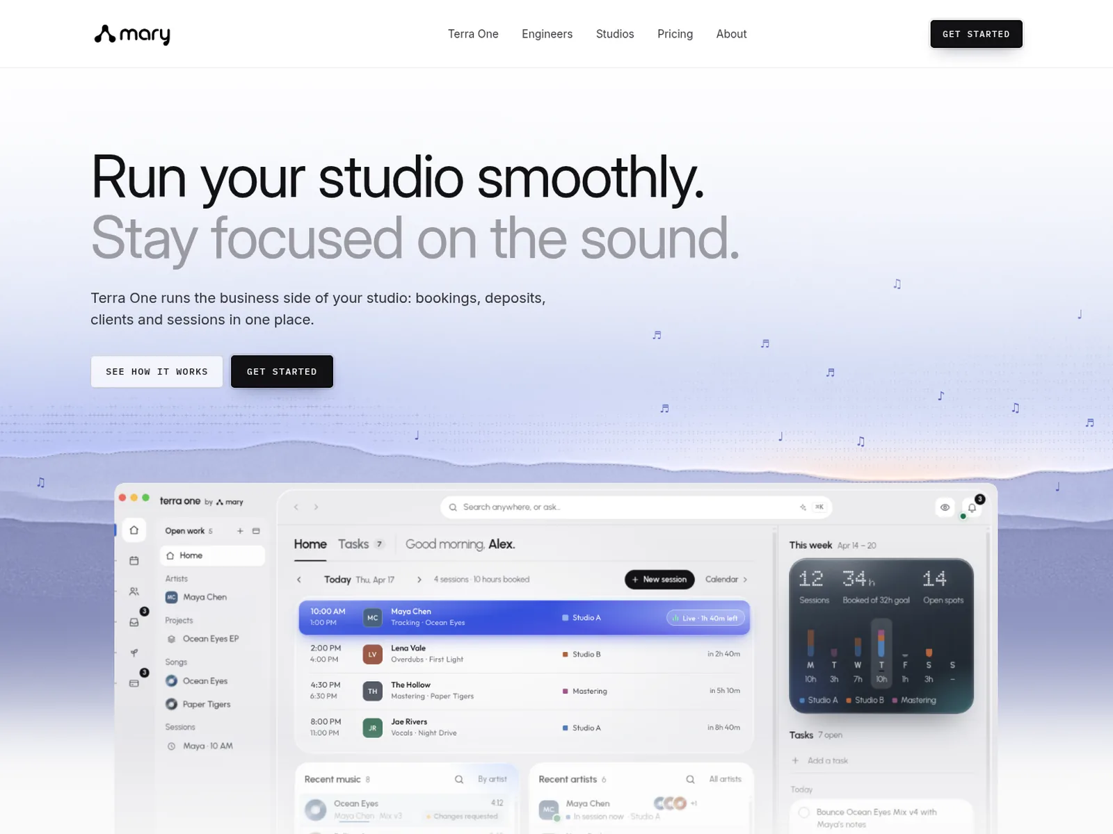 The marylabs.tech website in its light theme on desktop.